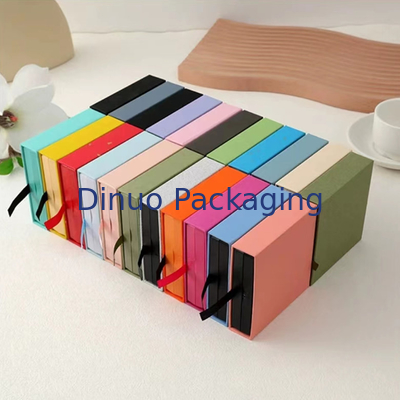 Kotak Kertas Cetak Kustom yang Dapat Didaur Ulang Varnishing Paper Drawer Gift Box