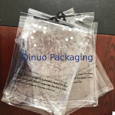 Tas Kemasan Bening PVC Ukuran Disesuaikan Dengan Pita Perekat OEM / ODM Dengan Kait