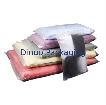 Kantong Zip Lock Plastik Frosted Transparan CPE PE Dengan Performa Dapat Didaur Ulang dan Tahan Debu