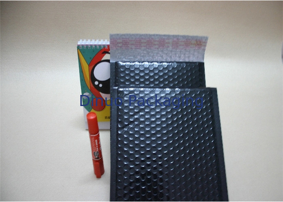 Mailer Jiffy Padded Metallic, Metallic Foil Bubble Bags Untuk Pengiriman Ekspres