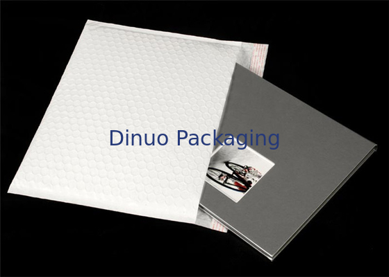 White Bubble Envelopes Poly Bubble Mailer Sealing Untuk Buku / DVD / Hadiah