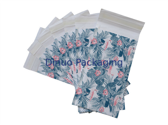 Kraft Amplop Bergelombang Non - Dapat Ditekuk 8 * 11 &#39;&#39; Paper Padded Tape Glue Packing Bag
