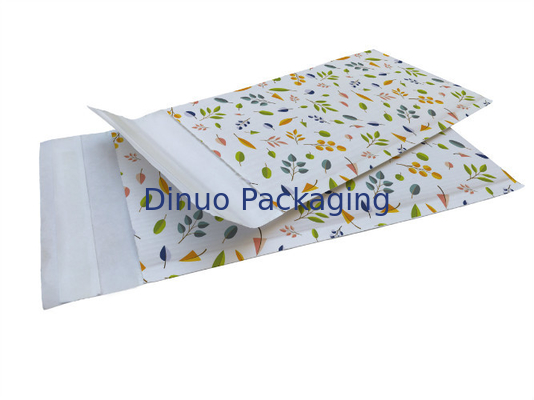 Tidak Ada Plastik Putih Kertas Kraft Berlapis Amplop Empuk Ramah Lingkungan