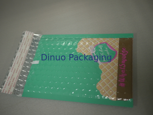 Amplop Mailing Padded Dengan Bubble Wrap Inside, Bubble Mailer Berwarna
